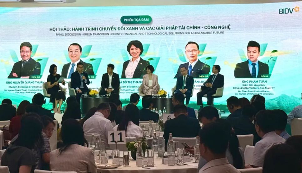 Quang cảnh hội thảo Quang cảnh hội thảo