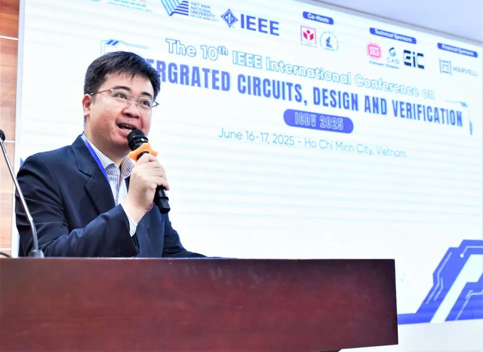 PGS-TS Trần Minh Triết, Phó Hiệu trưởng Trường ĐH Khoa học Tự nhiên (ĐHQG TPHCM) phát biểu khai mạc hội nghị. Ảnh: THANH HÙNG PGS-TS Trần Minh Triết, Phó Hiệu trưởng Trường ĐH Khoa học Tự nhiên (ĐHQG TPHCM) phát biểu khai mạc hội nghị. Ảnh: THANH HÙNG