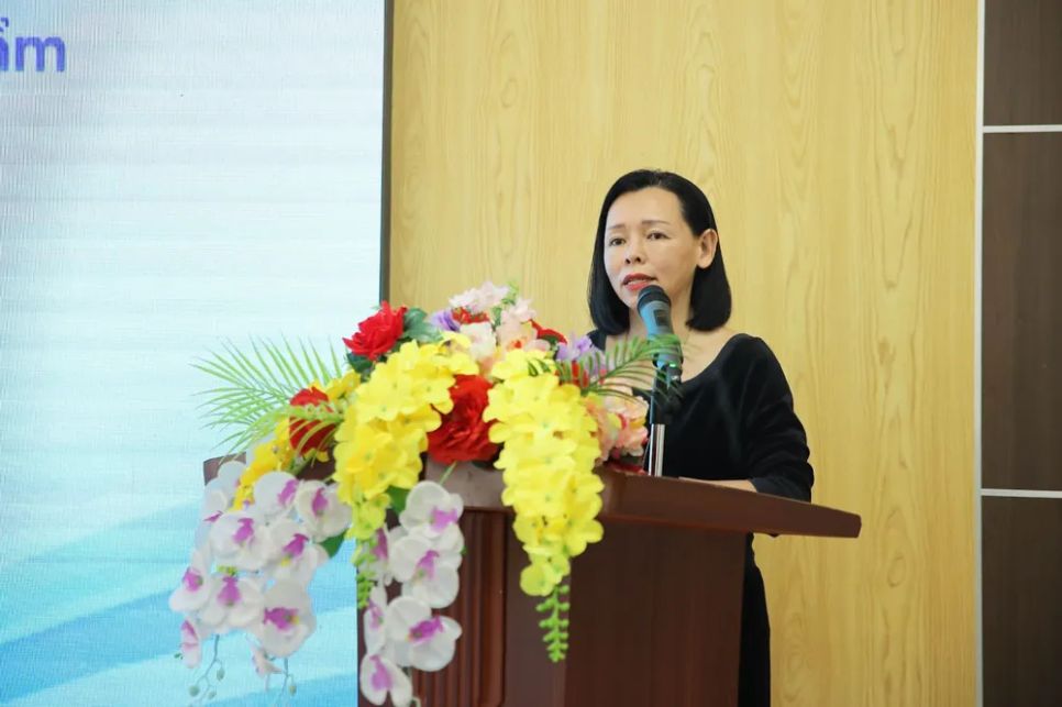 Bà Nguyễn Bạch Điệp, Chủ tịch kiêm Tổng Giám đốc hệ thống nhà thuốc Long Châu Bà Nguyễn Bạch Điệp, Chủ tịch kiêm Tổng Giám đốc hệ thống nhà thuốc Long Châu