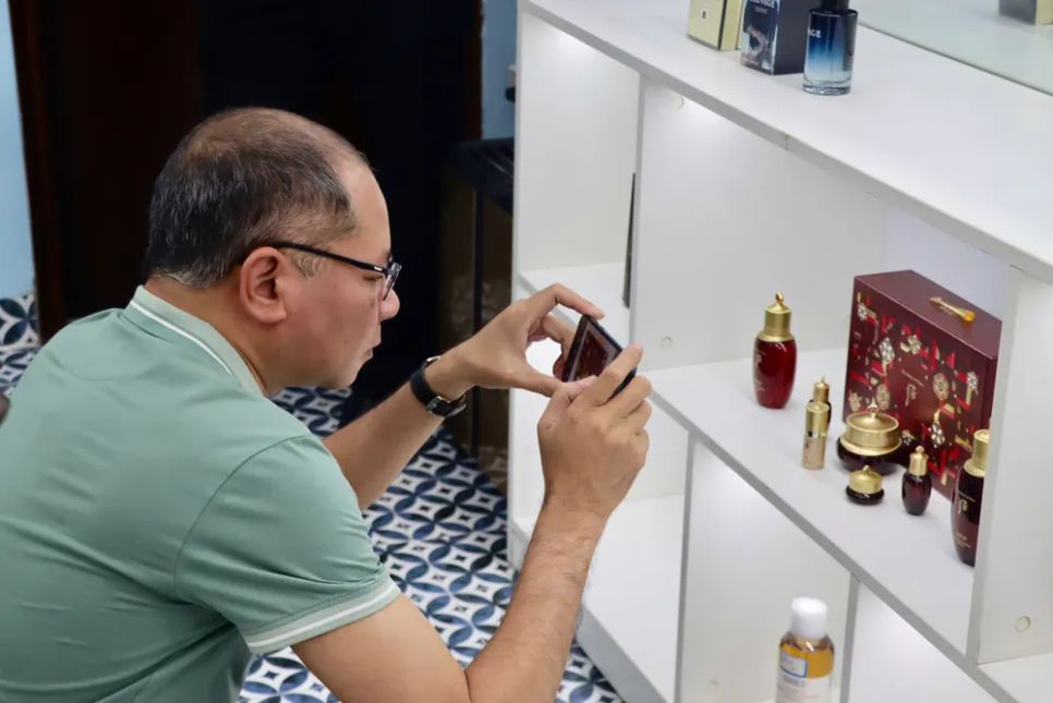 Người dân có thể phân biệt đâu là hàng thật và hàng giả Người dân có thể phân biệt đâu là hàng thật và hàng giả