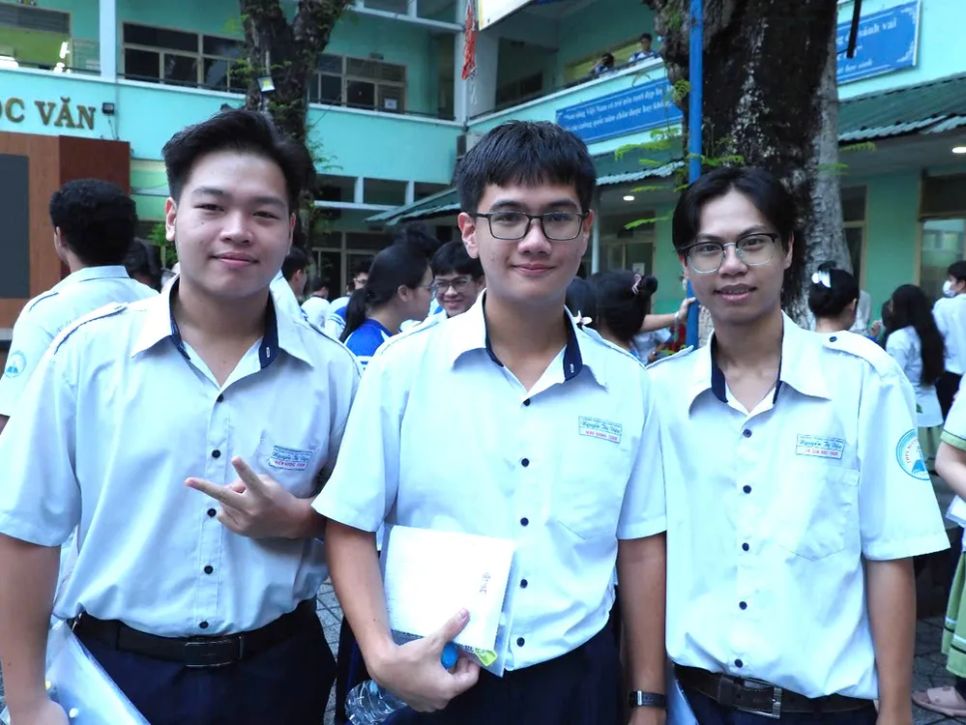 TPHCM: Linh hoạt bố trí điểm thi thay thế cho thí sinh bị hư xe TPHCM: Linh hoạt bố trí điểm thi thay thế cho thí sinh bị hư xe