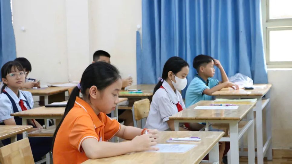 Học sinh tham gia khảo sát năng lực tuyển sinh vào lớp 6 năm học 2025-2026 tại TP Thủ Đức Học sinh tham gia khảo sát năng lực tuyển sinh vào lớp 6 năm học 2025-2026 tại TP Thủ Đức