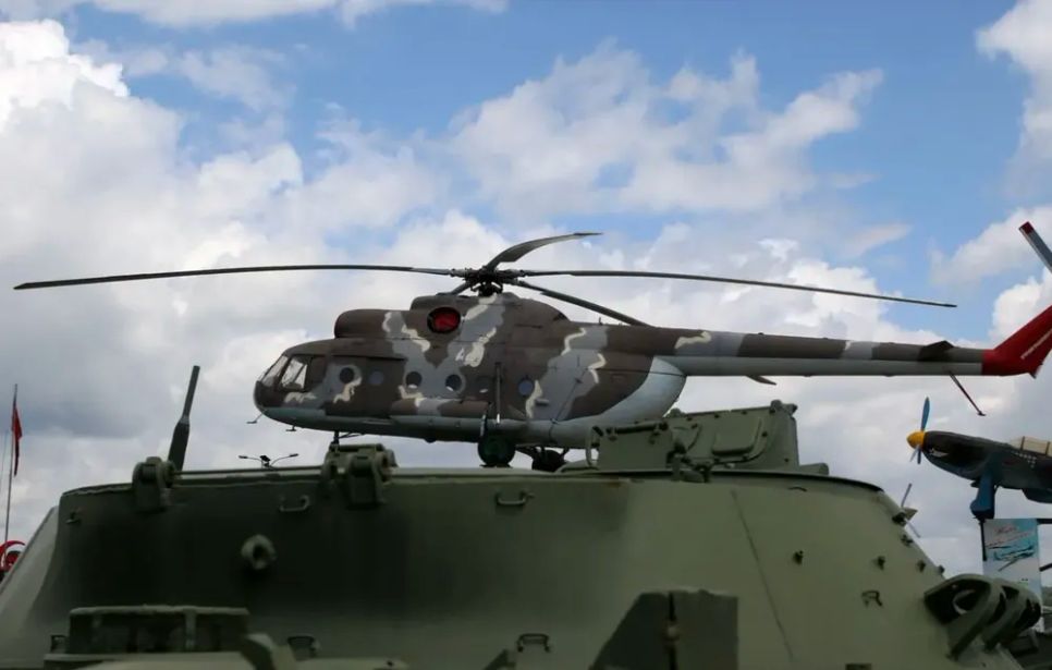 Trực thăng Mi-8, từng được sử dụng bởi Lực lượng Vũ trang Liên bang Nga, được trưng bày tại một cuộc triển lãm ở thành phố Kamensk-Shakhtinsk, tỉnh Rostov, Liên bang Nga, vào ngày 28-5-2023. Ảnh: <span style=