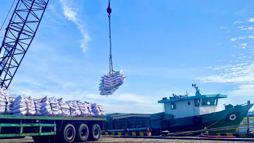 Các chương trình đào tạo QTH ở Mỹ, các nước châu Âu, Hàn Quốc… ngày càng lồng ghép các môn về chính sách phát triển, kinh tế quốc tế... Ảnh minh họa Các chương trình đào tạo QTH ở Mỹ, các nước châu Âu, Hàn Quốc… ngày càng lồng ghép các môn về chính sách phát triển, kinh tế quốc tế... Ảnh minh họa