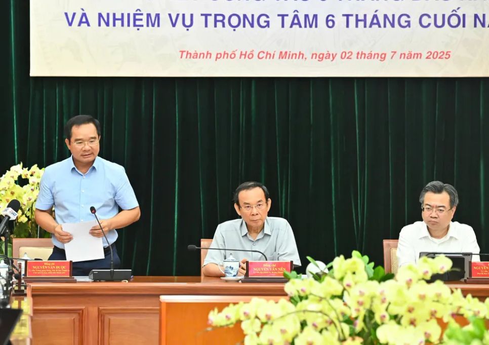 Chủ tịch UBND TPHCM Nguyễn Văn Được phát biểu. Ảnh: VIỆT DŨNG