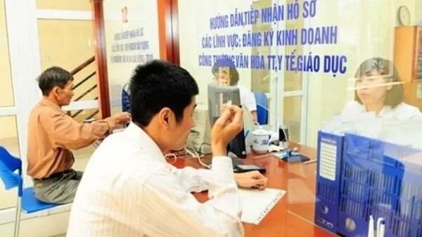 VCCI kiến nghị cắt giảm các thủ tục bất hợp lý trong kinh doanh VCCI kiến nghị cắt giảm các thủ tục bất hợp lý trong kinh doanh