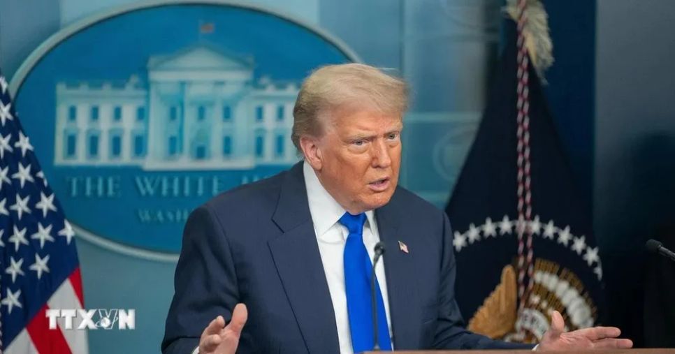 Tổng thống Mỹ Donald Trump phát biểu trong cuộc họp báo tại Nhà Trắng. Ảnh: THX/TTXVN Tổng thống Mỹ Donald Trump phát biểu trong cuộc họp báo tại Nhà Trắng. Ảnh: THX/TTXVN