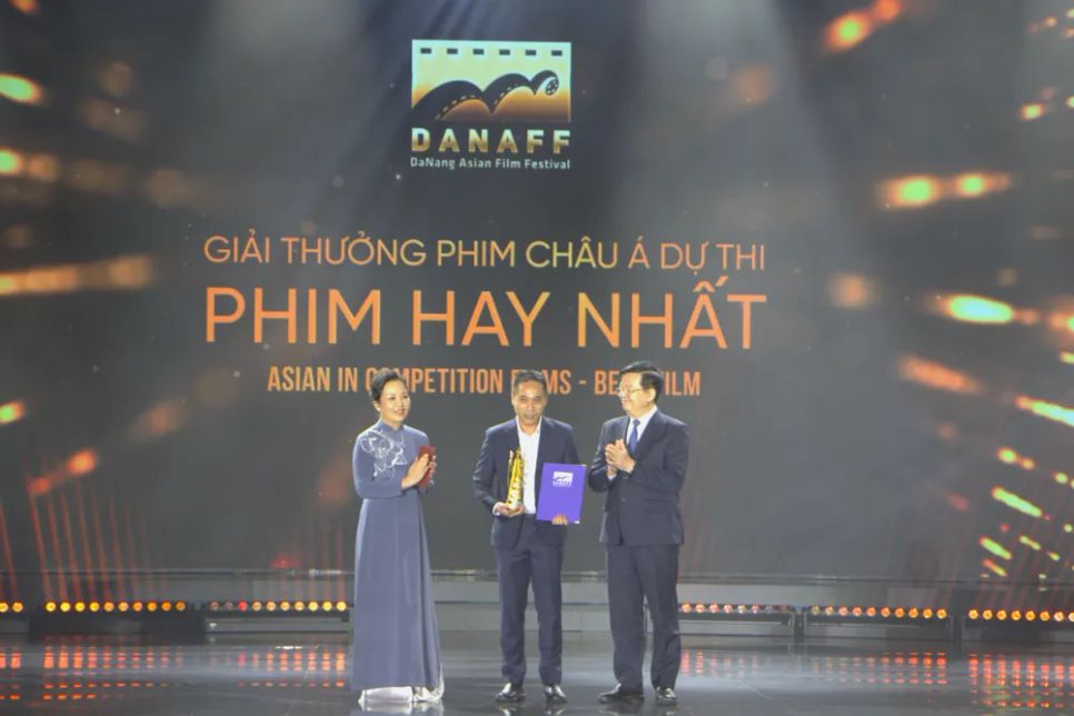 Phim Giao dịch miền biên giới đoạt giải Phim Giao dịch miền biên giới đoạt giải