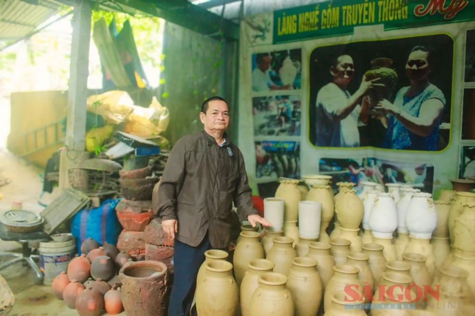 Ông Đặng Văn Trịnh, người duy nhất giữ nghề gốm Mỹ Thiện. Ảnh: NGUYỄN TRANG Ông Đặng Văn Trịnh, người duy nhất giữ nghề gốm Mỹ Thiện. Ảnh: NGUYỄN TRANG
