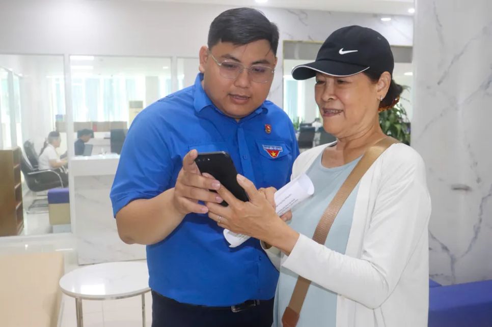 Bà Nguyễn Thị Hiếu chia sẻ hình ảnh, thông tin các phường mới do bà tự tổng hợp Bà Nguyễn Thị Hiếu chia sẻ hình ảnh, thông tin các phường mới do bà tự tổng hợp