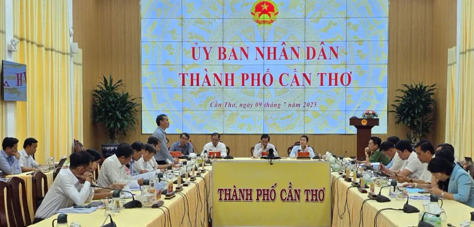 Quang cảnh cuộc họp Quang cảnh cuộc họp