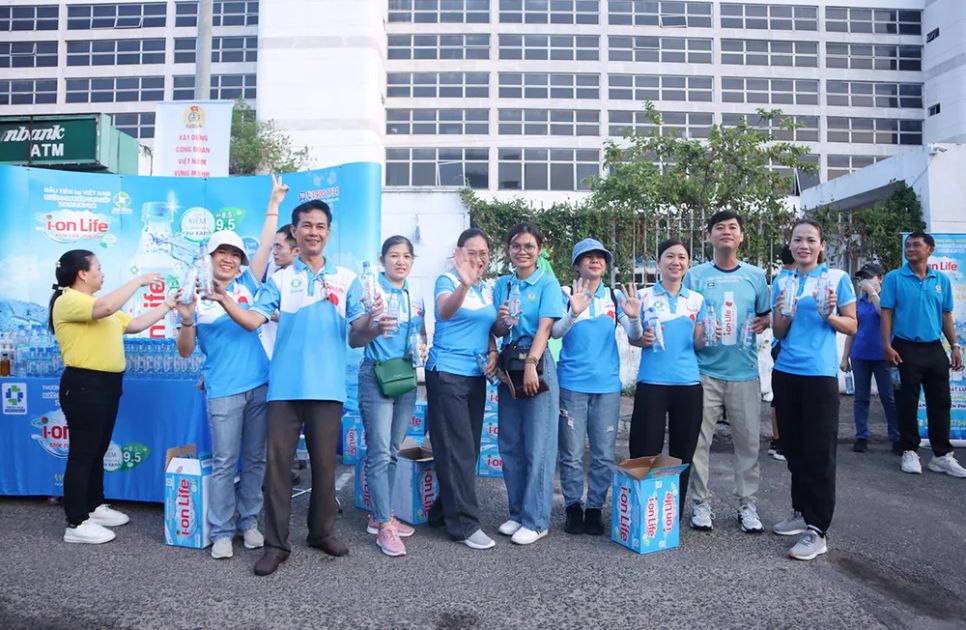 Tham gia các hoạt động xã hội của i-onlife