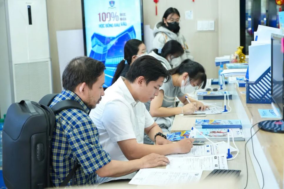Trường ĐH Nguyễn Tất Thành công bố điểm sàn xét tuyển đại học năm 2025 Trường ĐH Nguyễn Tất Thành công bố điểm sàn xét tuyển đại học năm 2025