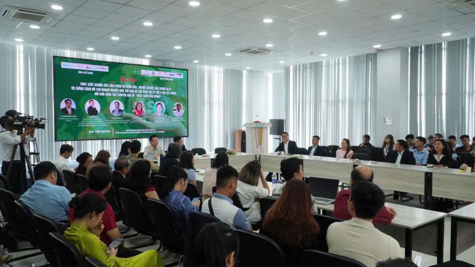 Hội thảo có sự tham gia của nhiều doanh nghiệp, công ty công nghệ trong lĩnh vực truy xuất nguồn gốc. Ảnh: THIÊN PHÁT Hội thảo có sự tham gia của nhiều doanh nghiệp, công ty công nghệ trong lĩnh vực truy xuất nguồn gốc. Ảnh: THIÊN PHÁT
