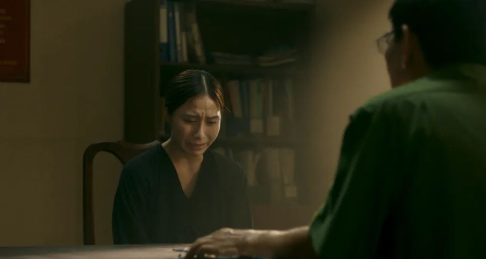 Hình ảnh nhân vật của Tín Nguyễn đẫm nước mắt trong teaser trailer. Ảnh: ĐPCC
