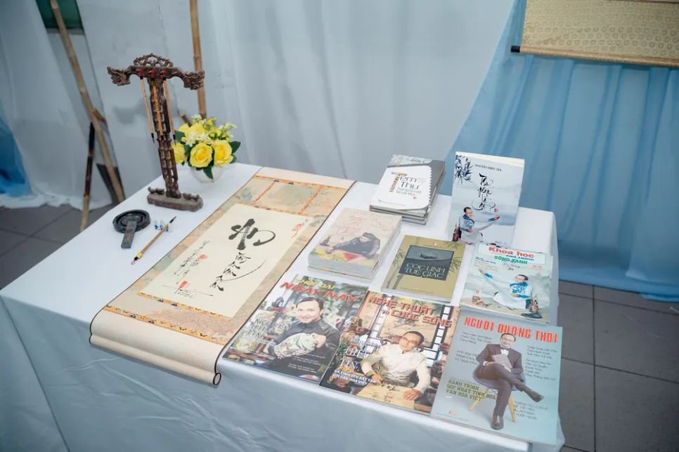 <i>Không gian trưng bày nghệ thuật thư pháp tại chương trình</i> <i>Không gian trưng bày nghệ thuật thư pháp tại chương trình</i>