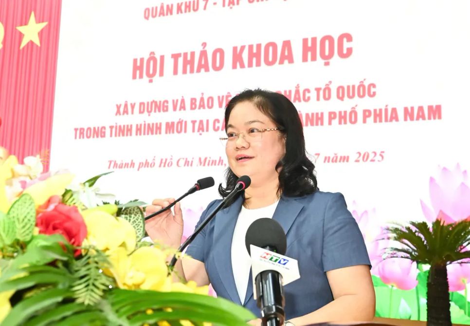 Trưởng Ban Nội chính Thành ủy TPHCM Nguyễn Thị Mỹ Hằng phát biểu tham luận. Ảnh: VIỆT DŨNG Trưởng Ban Nội chính Thành ủy TPHCM Nguyễn Thị Mỹ Hằng phát biểu tham luận. Ảnh: VIỆT DŨNG