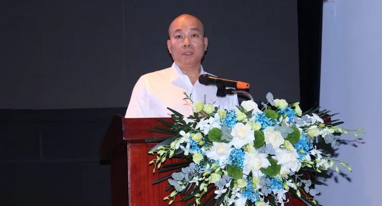 Cục trưởng Cục Xúc tiến thương mại Vũ Bá Phú phát biểu tại hội nghị, sáng 1-8 Cục trưởng Cục Xúc tiến thương mại Vũ Bá Phú phát biểu tại hội nghị, sáng 1-8