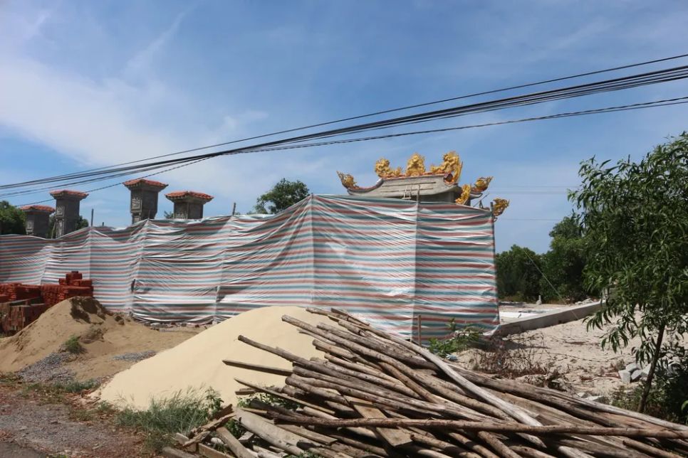 Một nhà thờ họ đang xây dựng Một nhà thờ họ đang xây dựng