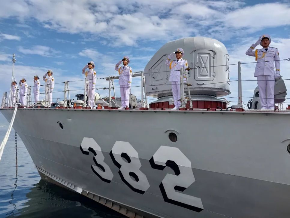Các đơn vị tham gia huấn luyện cho lễ diễu binh trên biển Các đơn vị tham gia huấn luyện cho lễ diễu binh trên biển