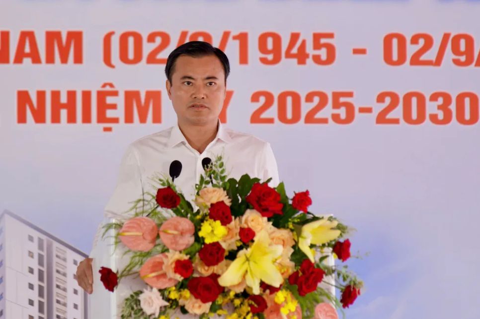 Phó Chủ tịch UBND TPHCM Bùi Xuân Cường phát biểu tại lễ khởi công. Ảnh: HOÀNG HÙNG Phó Chủ tịch UBND TPHCM Bùi Xuân Cường phát biểu tại lễ khởi công. Ảnh: HOÀNG HÙNG