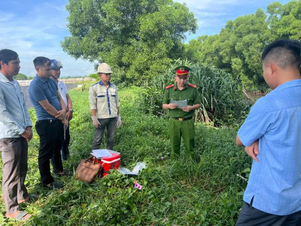 Lực lượng chức năng phát hiện hành vi tương tự tại HTX Cẩm Dương Lực lượng chức năng phát hiện hành vi tương tự tại HTX Cẩm Dương