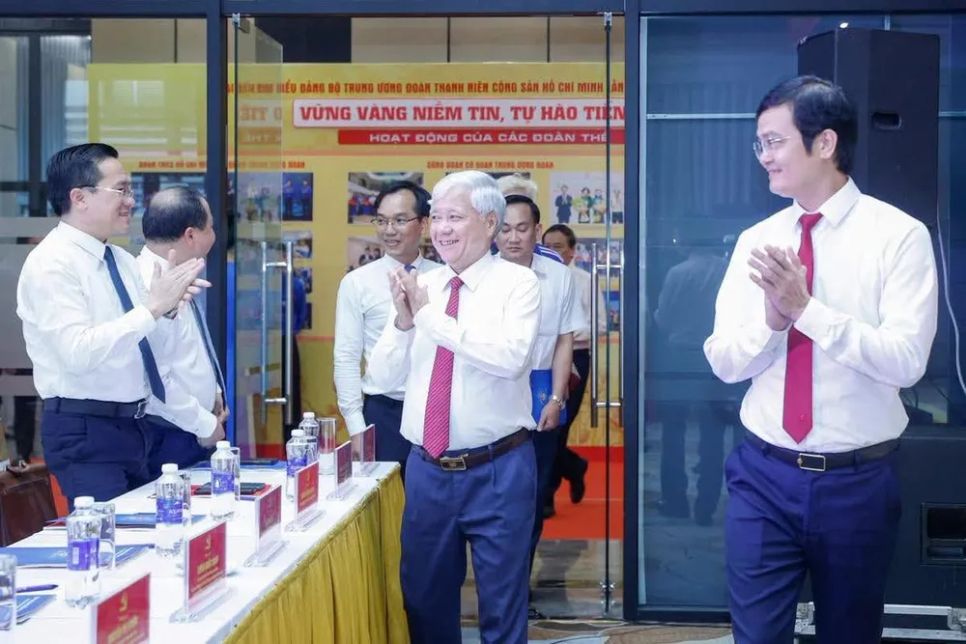Đồng chí Đỗ Văn Chiến, Chủ tịch Ủy ban Trung ương MTTQ Việt Nam đến dự Đại hội Đảng bộ Trung ương Đoàn