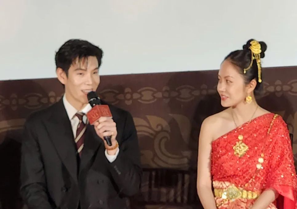 <i>Bạn diễn Thái Lan hết lời khen ngợi Rima Thanh Vy</i>