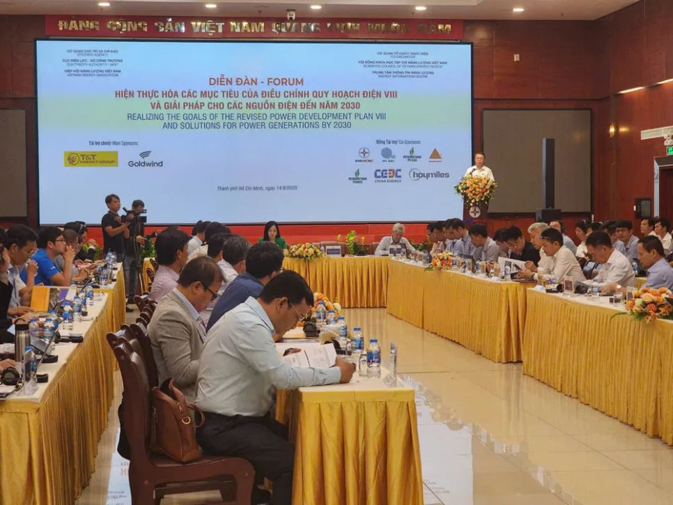Quang cảnh Diễn đàn diễn ra tại TPHCM ngày 14-8