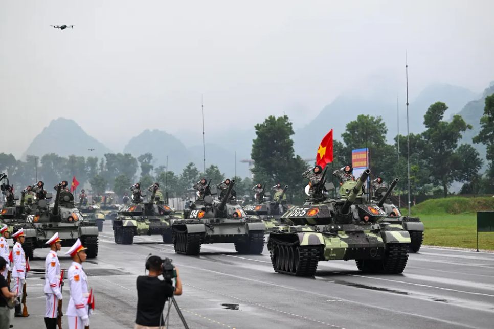 Đại tướng Phan Văn Giang chủ trì tổng hợp luyện diễu binh, diễu hành A80 Đại tướng Phan Văn Giang chủ trì tổng hợp luyện diễu binh, diễu hành A80