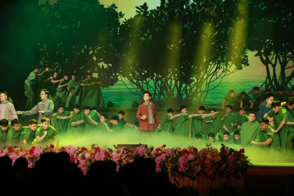 Bộ Công an đón nhận Huân chương Sao vàng lần thứ 5 Bộ Công an đón nhận Huân chương Sao vàng lần thứ 5