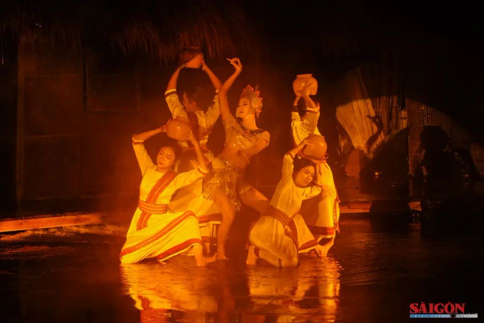 Ấn tượng với show diễn thực cảnh kể chuyện Nha Trang - Khánh Hòa xưa
