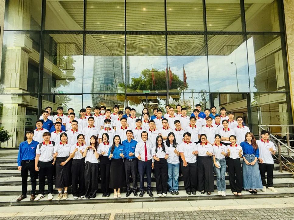 105 sinh viên tại Đà Nẵng xuất quân hỗ trợ công nghệ thông tin cho các xã, phường 105 sinh viên tại Đà Nẵng xuất quân hỗ trợ công nghệ thông tin cho các xã, phường