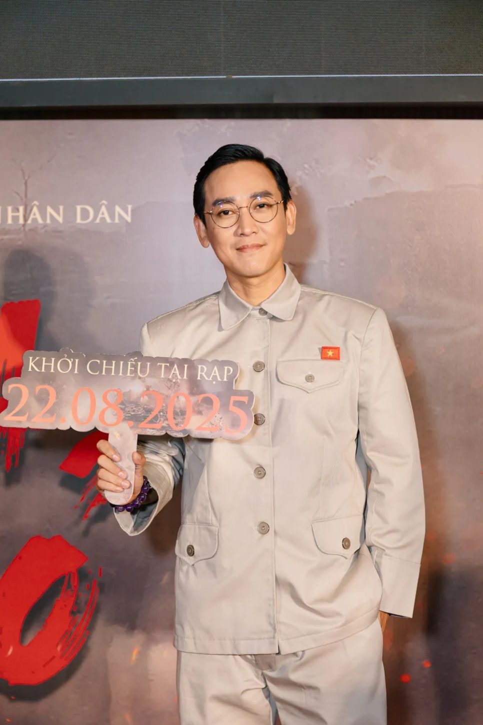 Diễn viên Hứa Vĩ Văn