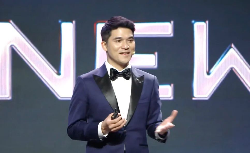 Trưởng <span style=