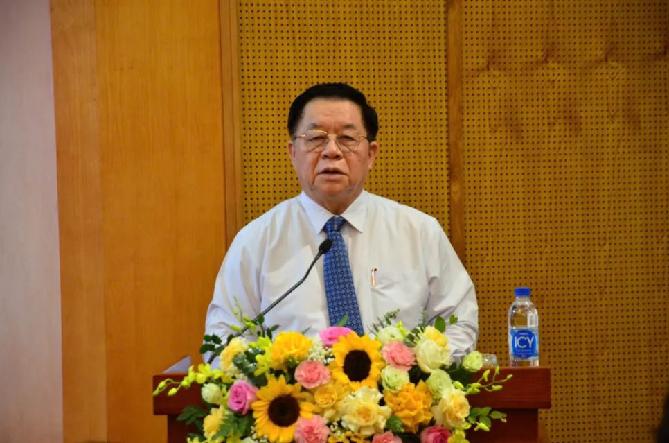 Trưởng Ban Tuyên giáo và Dân vận Trung ương Nguyễn Trọng Nghĩa phát biểu tại hội nghị Trưởng Ban Tuyên giáo và Dân vận Trung ương Nguyễn Trọng Nghĩa phát biểu tại hội nghị