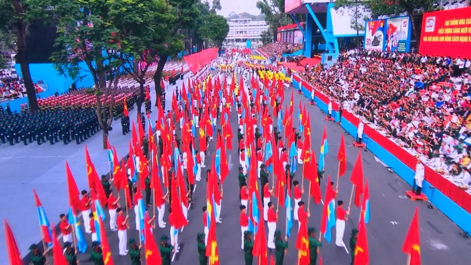 Hình ảnh đẹp trong lễ kỷ niệm 50 năm ngày Giải phóng miền Nam, thống nhất đất nước (30-4-1975 - 30-4-2025) xuất hiện trong phim Hình ảnh đẹp trong lễ kỷ niệm 50 năm ngày Giải phóng miền Nam, thống nhất đất nước (30-4-1975 - 30-4-2025) xuất hiện trong phim