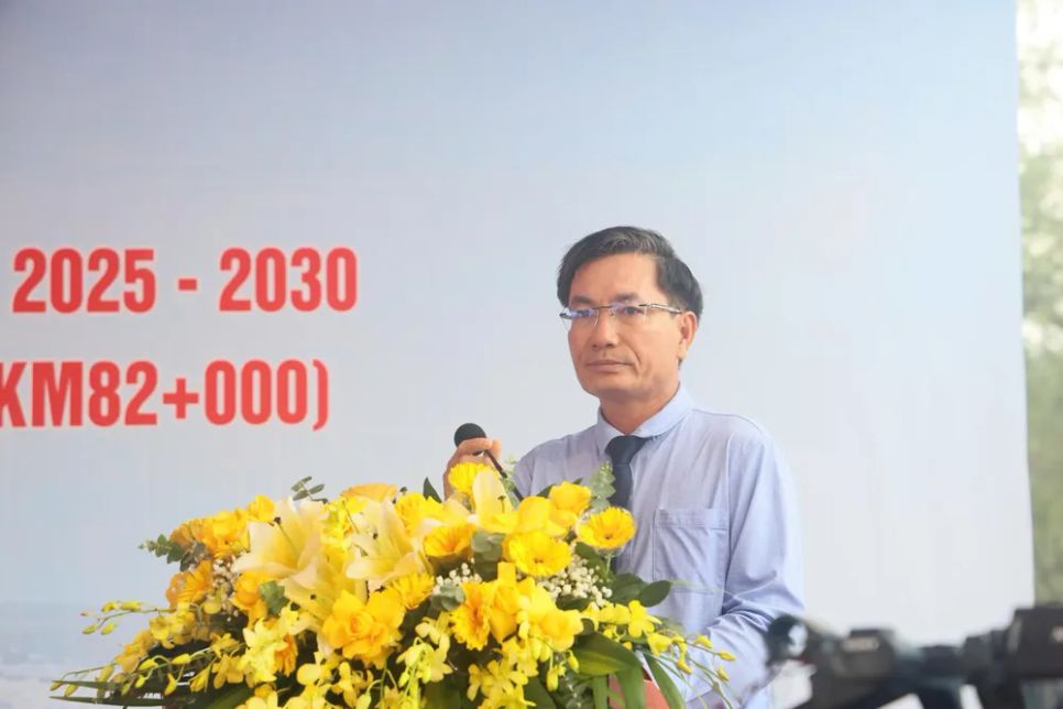 Ông Nguyễn Ngọc Sâm, Phó Chủ tịch UBND tỉnh Quảng Ngãi, phát biểu