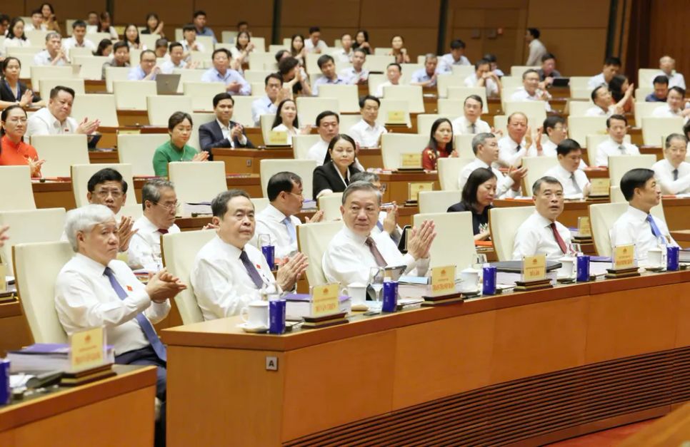 Tổng Bí thư Tô Lâm, Chủ tịch Quốc hội Trần Thanh Mẫn cùng các đại biểu dự hội nghị, chiều 13-9. Ảnh: QUANG PHÚC