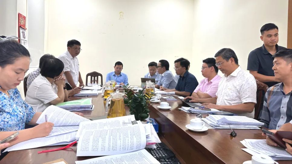 Buổi làm việc của Tổ Công tác 5013 vào chiều ngày 18-9. Ảnh: THANH HIỀN Buổi làm việc của Tổ Công tác 5013 vào chiều ngày 18-9. Ảnh: THANH HIỀN