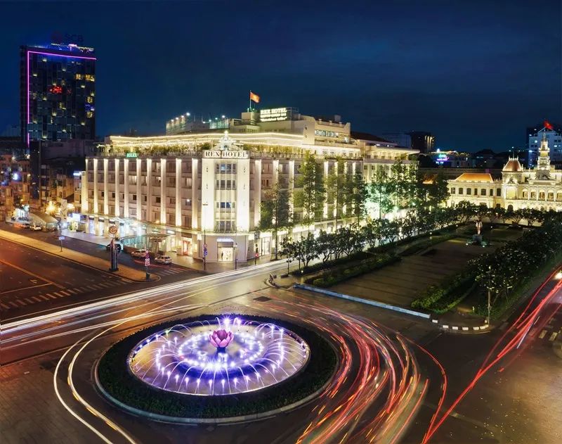 Trải nghiệm đẳng cấp tại Rex Hotel Saigon Trải nghiệm đẳng cấp tại Rex Hotel Saigon