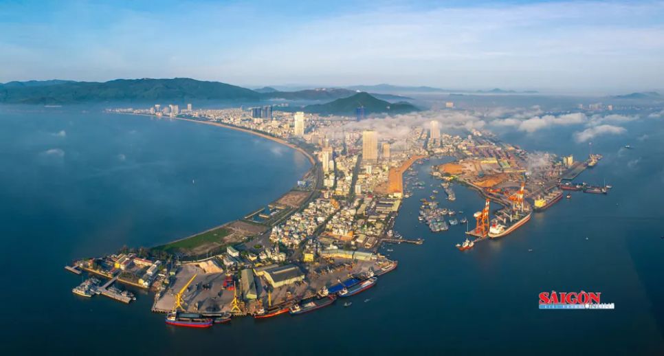 Một góc cảng biển quốc tế gắn với đô thị biển Quy Nhơn, tỉnh Gia Lai. Ảnh: NGUYỄN PHAN DŨNG NHÂN