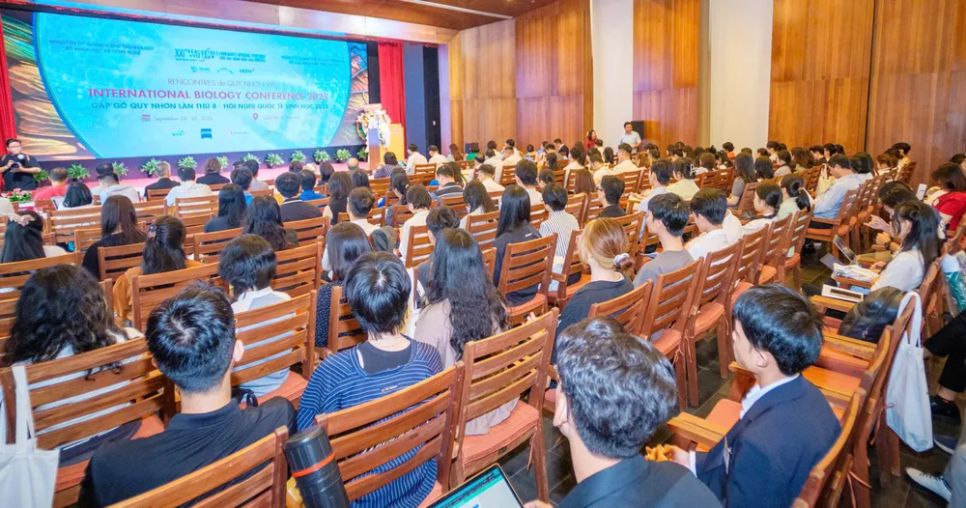 Toàn cảnh Hội nghị Quốc tế Sinh học tại ICISE. Ảnh: TRUNG NHÂN
