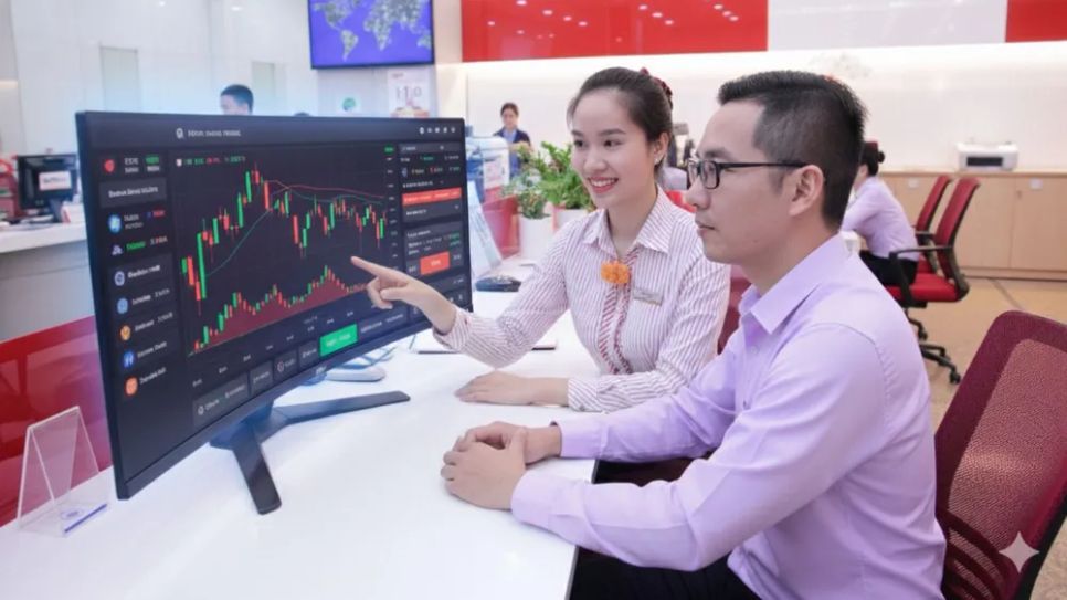 Nhiều định chế tài chính có hệ sinh thái rộng đang muốn tham gia vào “sân chơi” tài sản số. Ảnh minh họa bằng AI