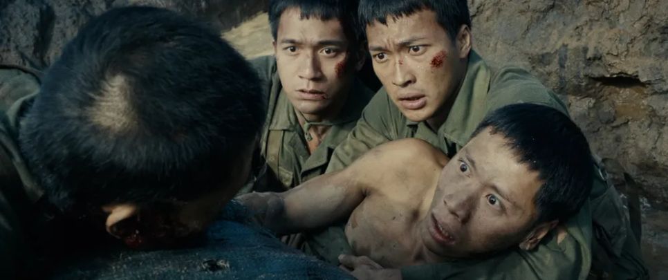 <i>Mưa đỏ liên tiếp xác lập các kỷ lục phòng vé ấn tượng. Ảnh: ĐPCC</i>