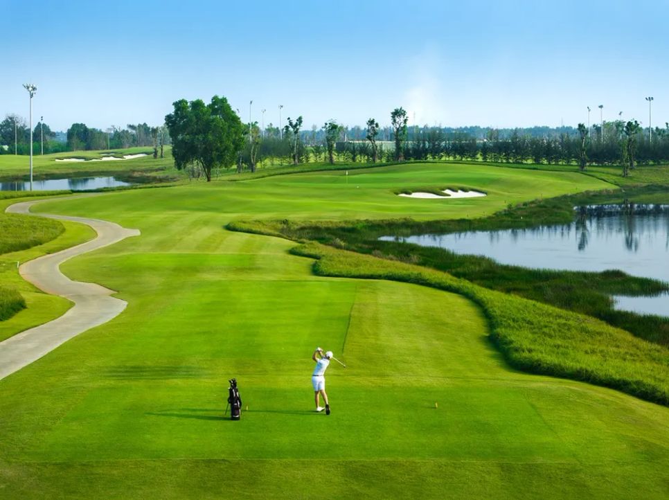 Biểu tượng golf mới tại TPHCM chính thức khai trương