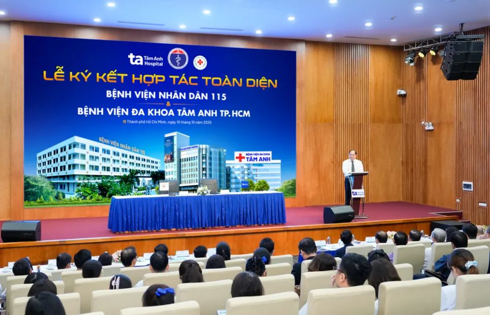PGS.TS.BS Tăng Chí Thượng, Giám đốc Sở Y tế TPHCM phát biểu trong buổi lễ ký kết. Ảnh: Bệnh viện Đa khoa Tâm Anh PGS.TS.BS Tăng Chí Thượng, Giám đốc Sở Y tế TPHCM phát biểu trong buổi lễ ký kết. Ảnh: Bệnh viện Đa khoa Tâm Anh
