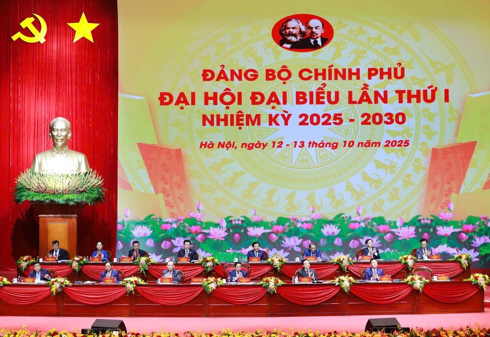 Đoàn Chủ tịch Đại hội. Ảnh: VGP