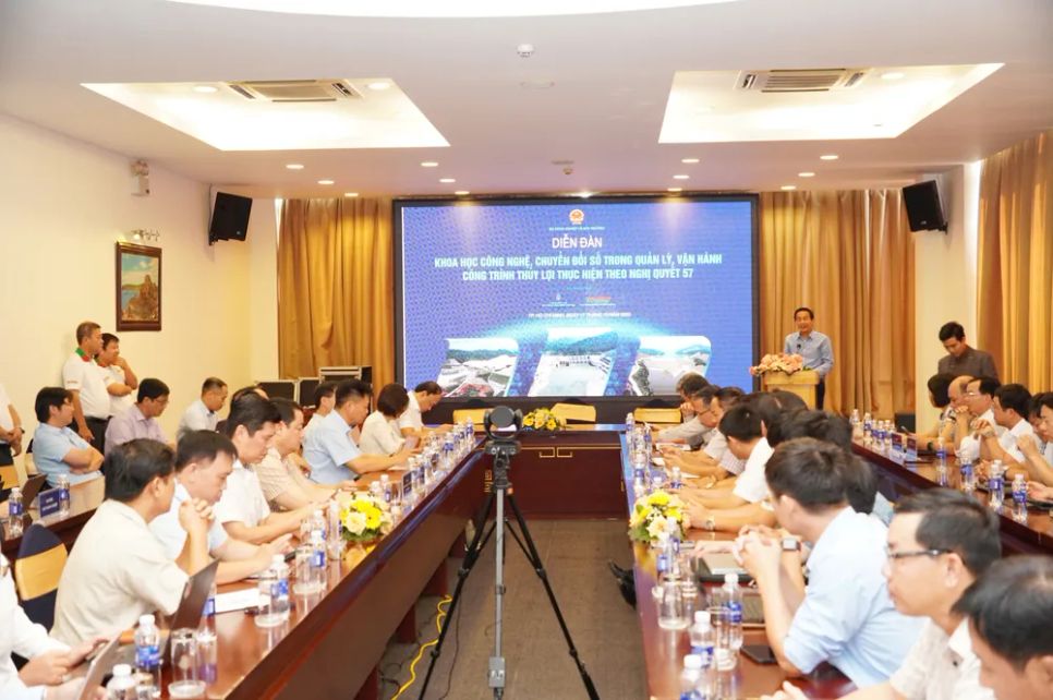 Toàn cảnh Diễn đàn “Khoa học công nghệ, chuyển đổi số trong quản lý, vận hành công trình thủy lợi thực hiện theo Nghị quyết 57” Toàn cảnh Diễn đàn “Khoa học công nghệ, chuyển đổi số trong quản lý, vận hành công trình thủy lợi thực hiện theo Nghị quyết 57”