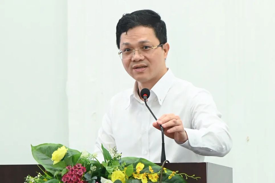 TS Nguyễn Văn Long, Vụ trưởng Vụ KH-CN (Bộ Nông nghiệp và Môi trường) phát biểu TS Nguyễn Văn Long, Vụ trưởng Vụ KH-CN (Bộ Nông nghiệp và Môi trường) phát biểu